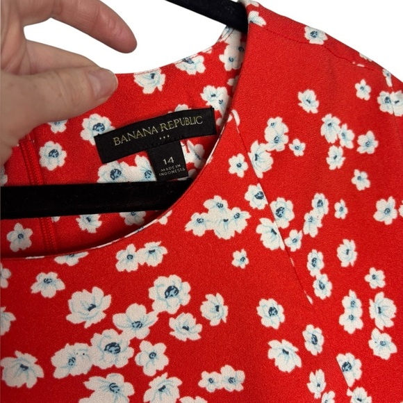 Banana Republic Red Floral Short Flutter Sleeve Mini Dress Size 14 - Picture 5 of 12